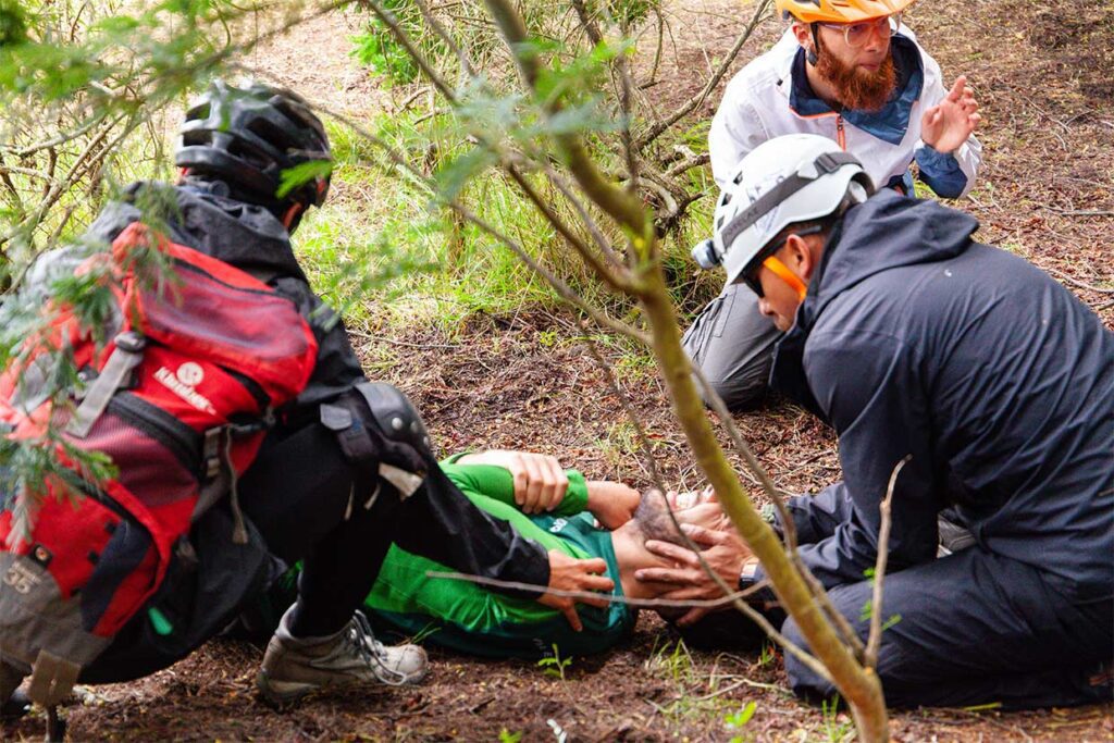 WAFA Curso CEMMAA centro de entrenamiento en medicina de montaña y áreas agrestes