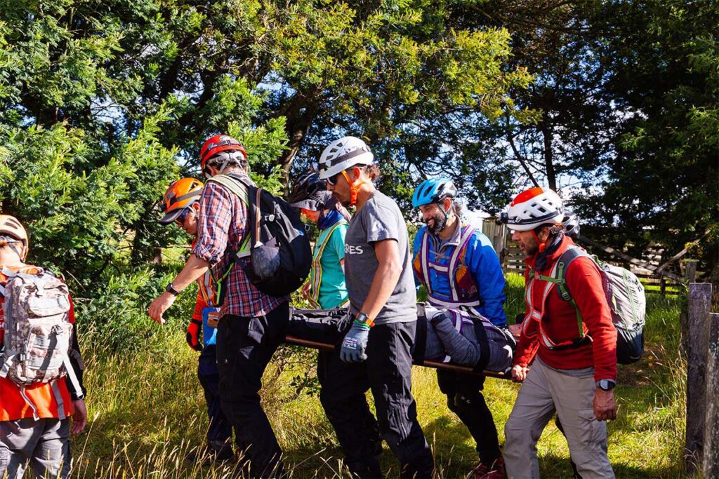 Curso WFR - CEMMAA centro de entrenamiento en medicina de montaña y áreas agrestes